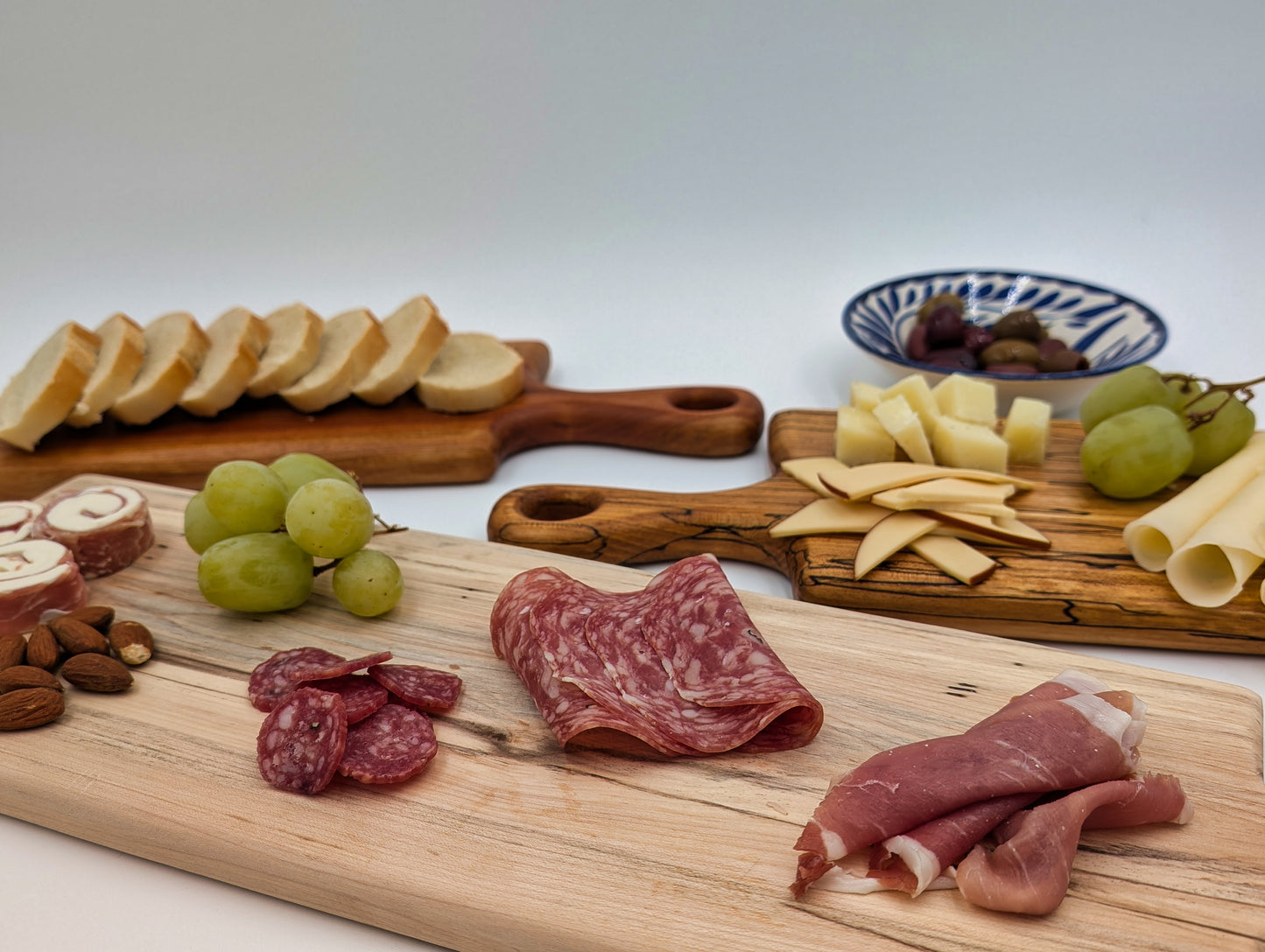 Natural Wood Charcuterie Board / Cutting Board - SML