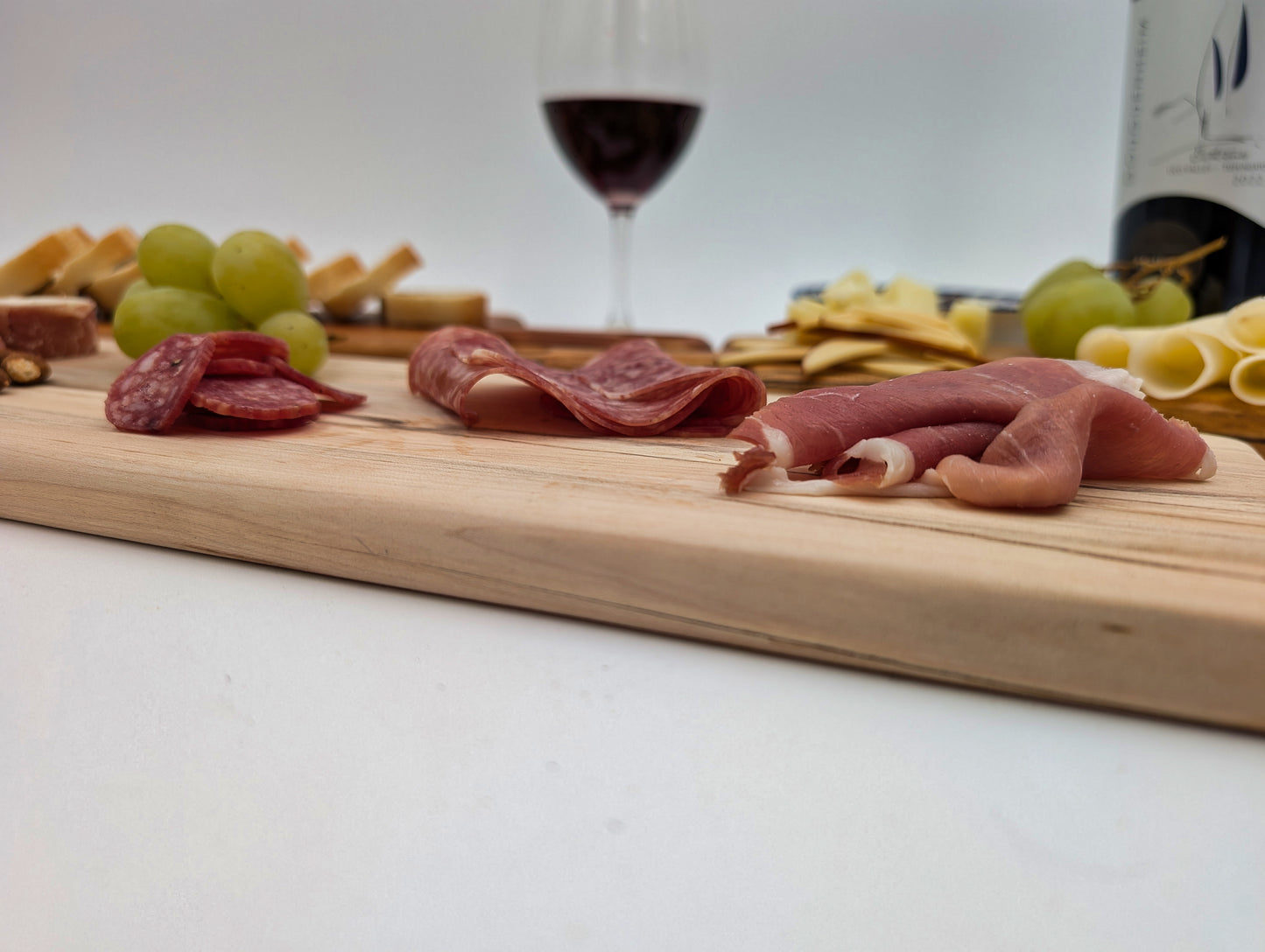 Natural Wood Charcuterie Board / Cutting Board - SML